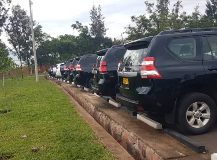 SUV and 4x4 car rental options for Rwanda's rainy season