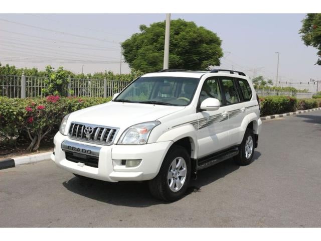4x4 safari vehicle for Akagera National Park car rental in Rwanda
