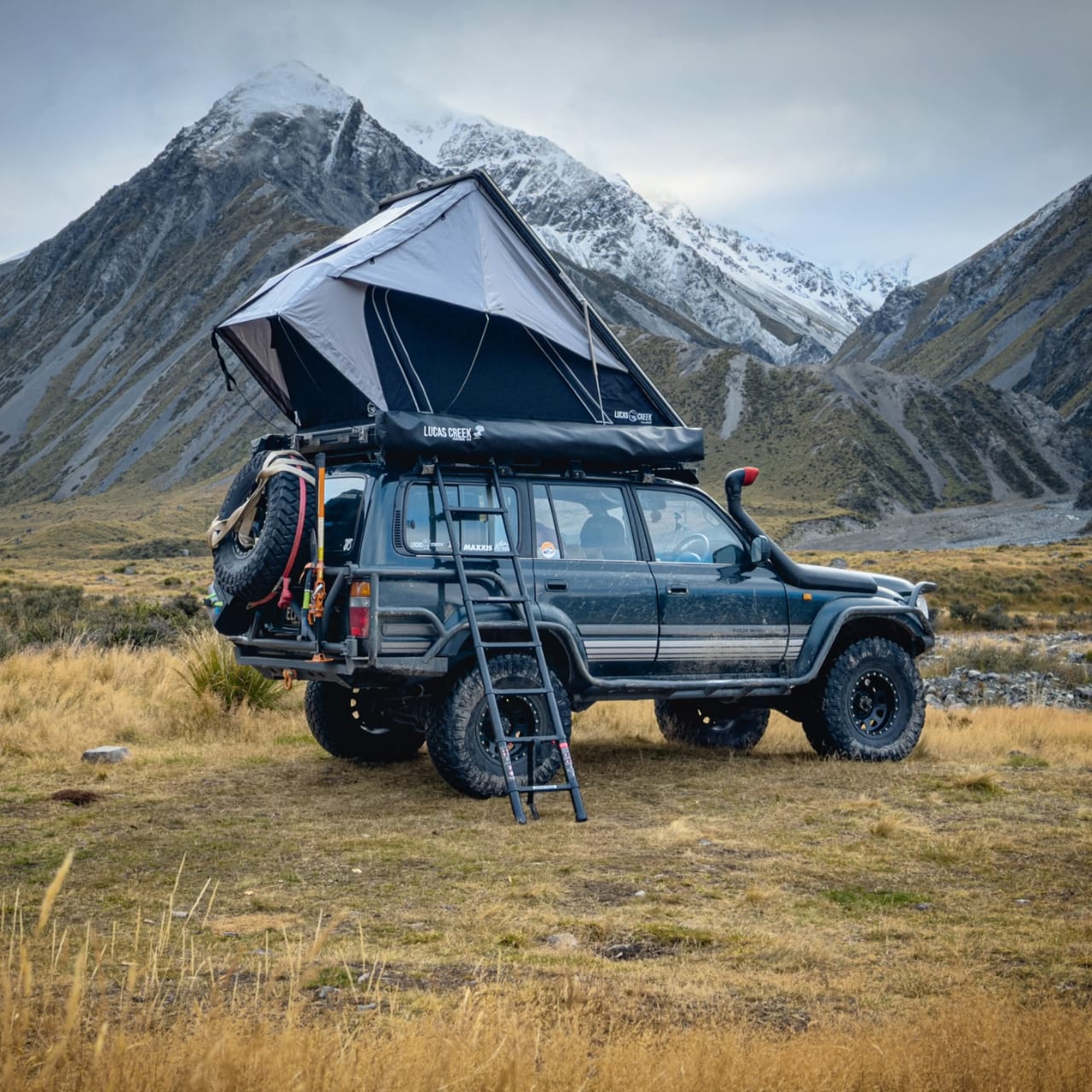 Camping vehicle rental Rwanda with 4x4 and rooftop tent